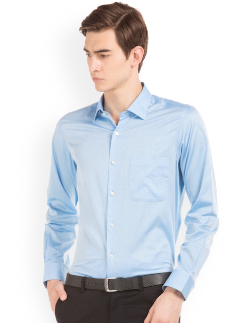

Arrow Men Blue Regular Fit Solid Formal Shirt
