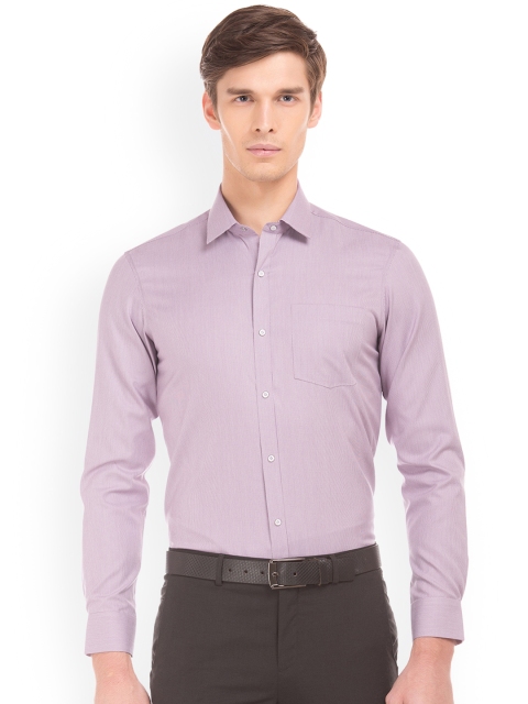 

Arrow Men Lavender Slim Fit Self Design Semiformal Shirt