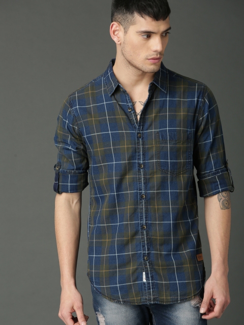

Roadster Men Blue & Olive Green Regular Fit Checked Casual Shirt