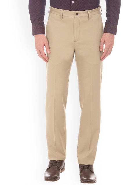 

Arrow Men Beige Tapered Fit Solid Chinos