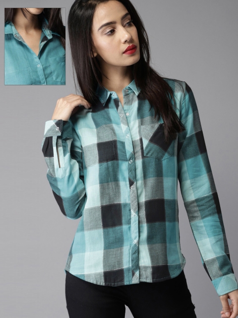 

Moda Rapido Women Turquoise Blue & Black Regular Fit Checked Reversible Casual Shirt
