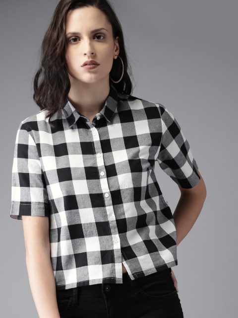 

Moda Rapido Women Black & White Regular Fit Checked Casual Shirt