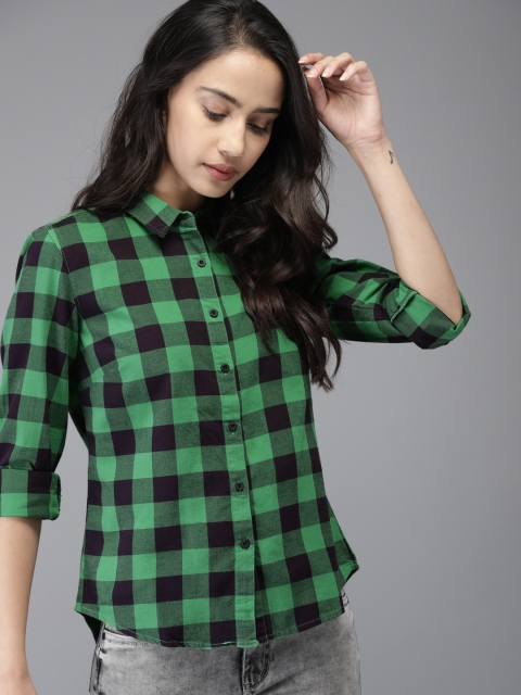 

Moda Rapido Women Green & Black Regular Fit Checked Casual Shirt