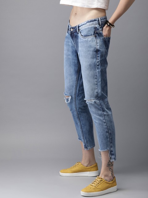 

HERE&NOW Women Blue Cropped Boyfriend Fit Mid-Rise Slash Knee Jeans