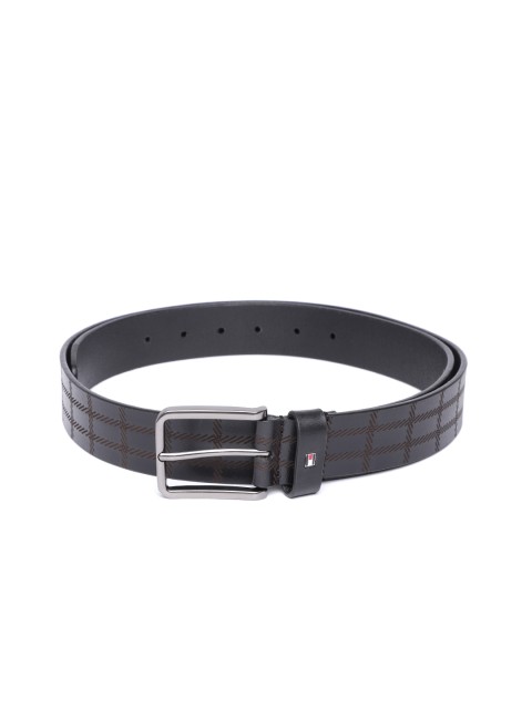 

Tommy Hilfiger Men Black Textured Leather Belt