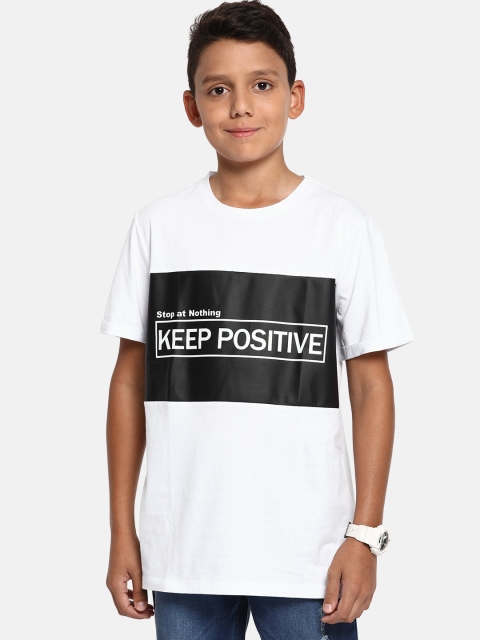 

YK Boys White & Black Colourblocked Round Neck T-shirt With Printed Detail
