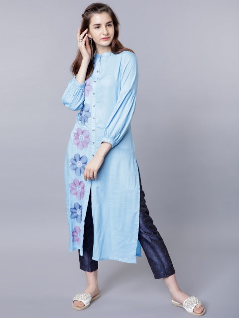 

Vishudh Women Blue Embroidered Straight Kurta