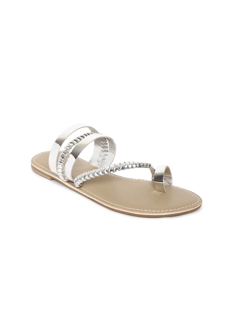 

Inc 5 Women Silver-Toned Textured One Toe Flats