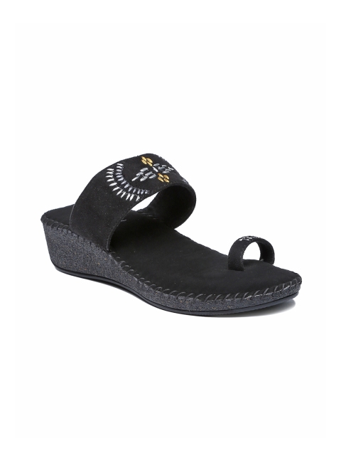 

Monrow Women Black Solid Synthetic One Toe Flats