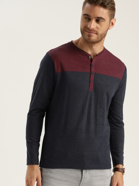 

Sztori Plus Size Men Navy Blue Colourblocked Henley Neck T-shirt