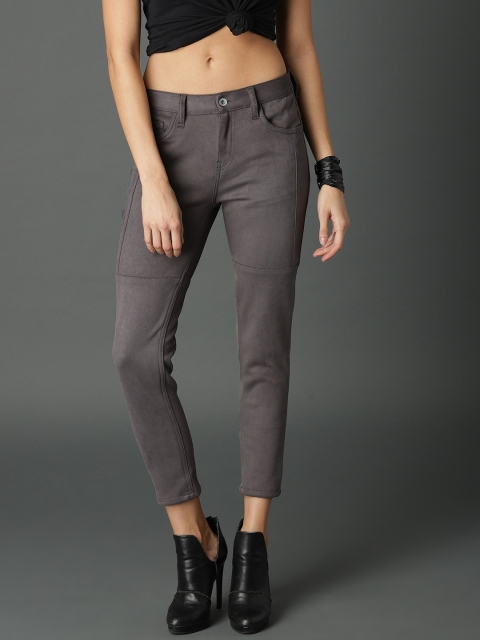 

Roadster Women Grey Skinny Fit Faux Suede Cropped Trousers
