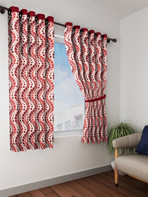

Cortina Maroon & Off-White Window Curtains