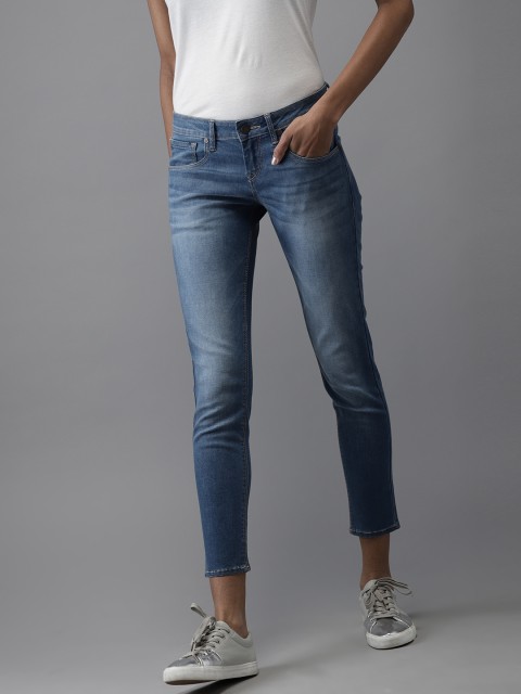 

Moda Rapido Women Blue Skinny Fit Mid-Rise Clean Look Stretchable Cropped Jeans