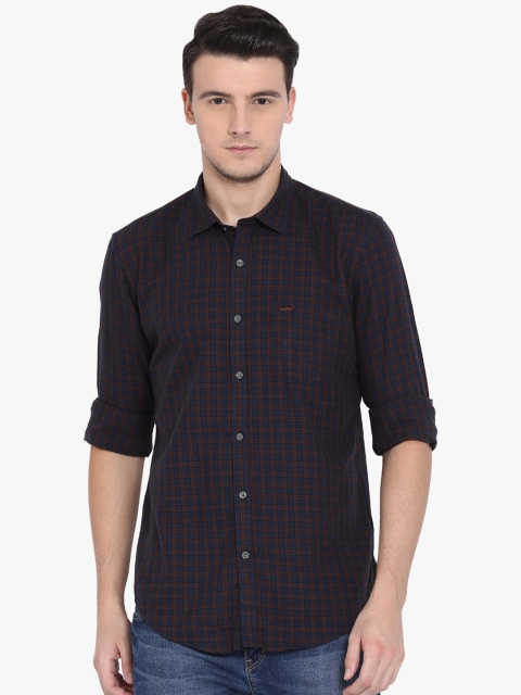 

Crocodile Men Brown & Navy Blue Slim Fit Checked Casual Shirt