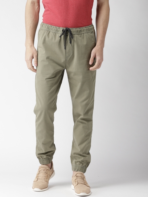 

Aeropostale Men Olive Green Regular Fit Solid Joggers