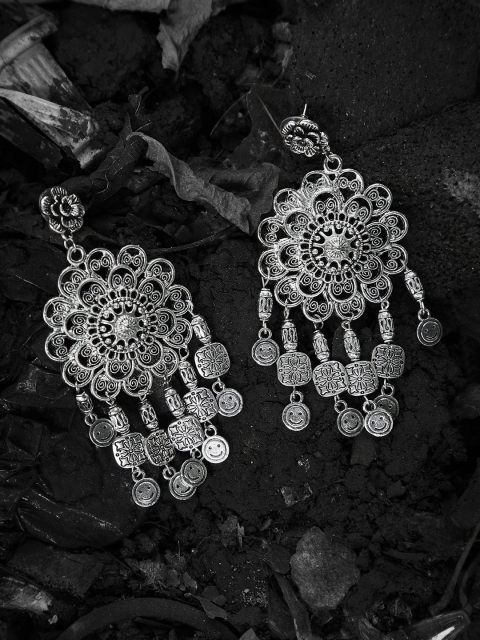 

ZeroKaata Silver-Toned Floral Drop Earrings