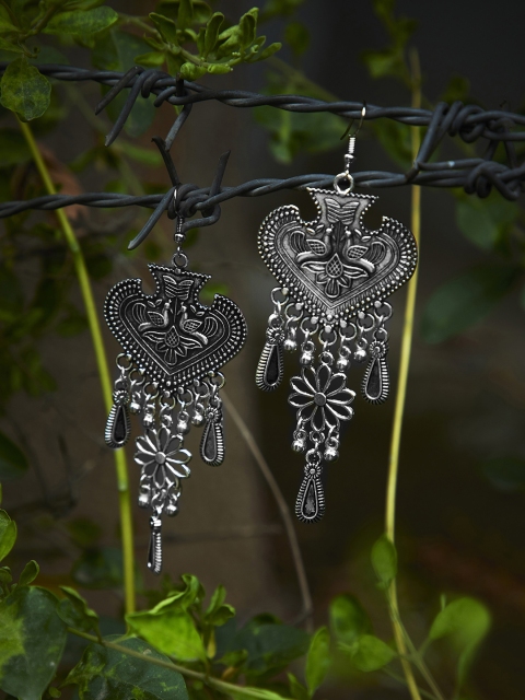 

ZeroKaata Silver-Toned Quirky Harcrafted Drop Earrings