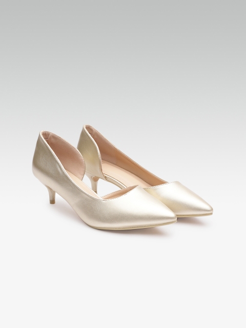 

Carlton London Women Gold-Toned Solid Pumps