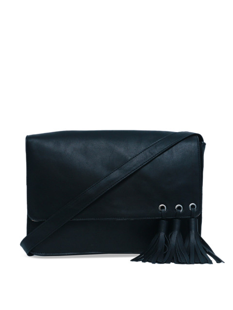 

Diwaah Black Solid Sling Bag