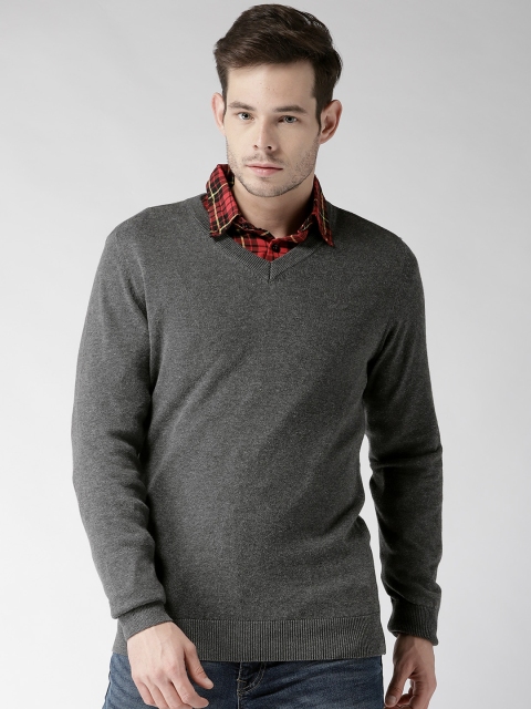 

Aeropostale Men Charcoal Grey Solid Pullover