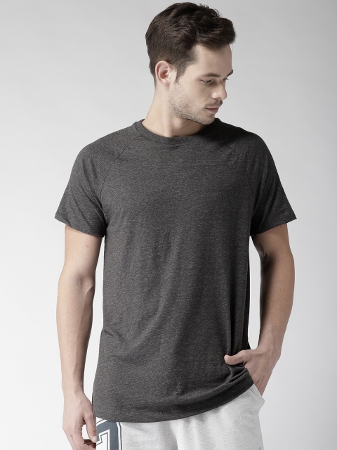 

Aeropostale Men Charcoal Grey Solid Round Neck T-shirt