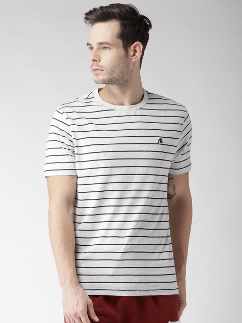 

Aeropostale Men Grey Melange & Navy Blue Striped Round Neck T-shirt
