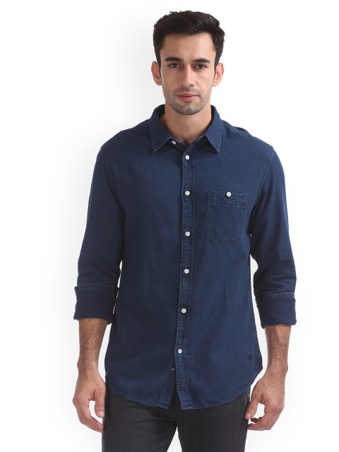 

Aeropostale Men Blue Regular Fit Solid Casual Shirt