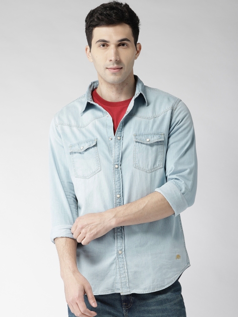 

Aeropostale Men Blue Solid Chambray Regular Fit Casual Shirt