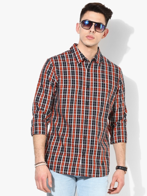 

Calvin Klein Jeans Men Red & Black Slim Fit Checked Casual Shirt