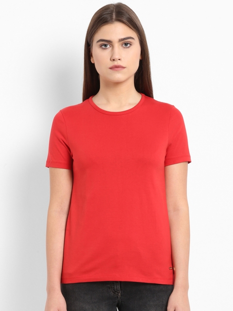 

Park Avenue Women Red Solid Round Neck T-shirt