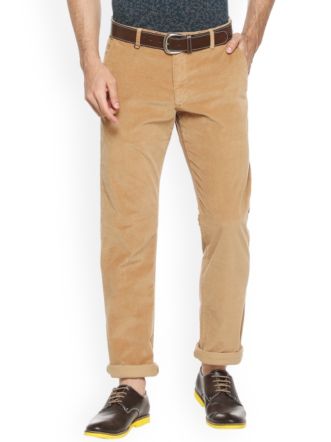 

Van Heusen Sport Men Khaki Slim Fit Self Design Regular Trousers