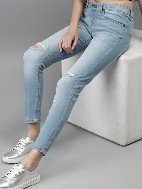 

HERE&NOW Women Blue Skinny Fit Mid-Rise Slash Knee Stretchable Cropped Jeans
