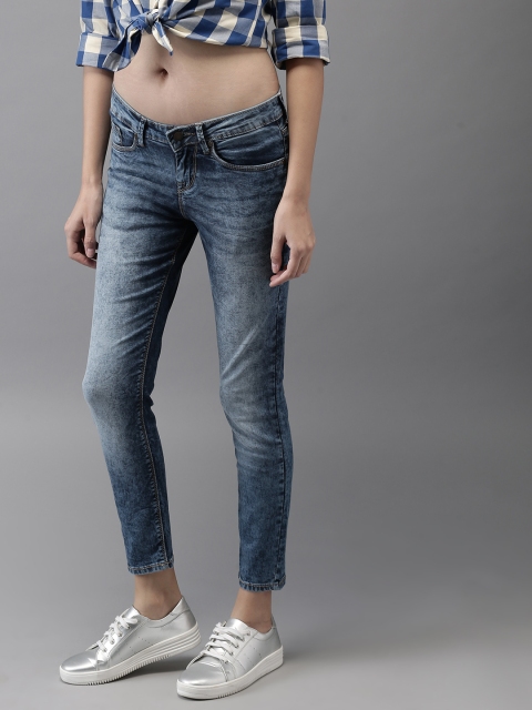 

HERE&NOW Women Blue Skinny Fit Low-Rise Clean Look Stretchable Cropped Jeans