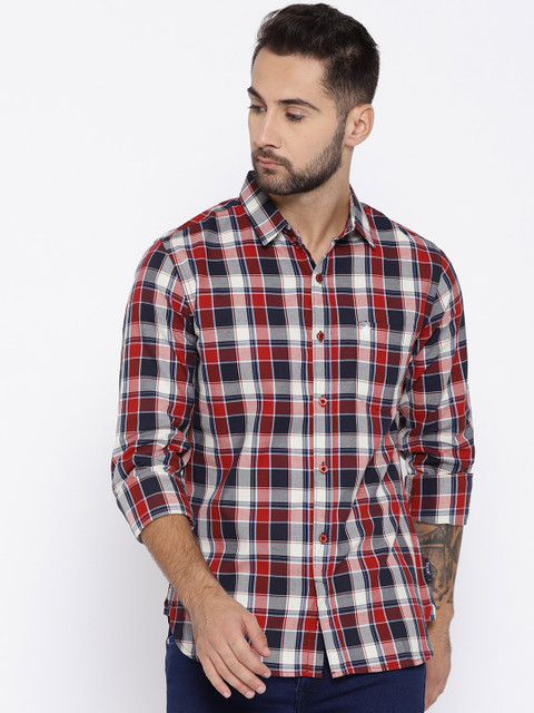 

French Connection Men Red & Navy Blue Regular Fit Checked Casual Shirt