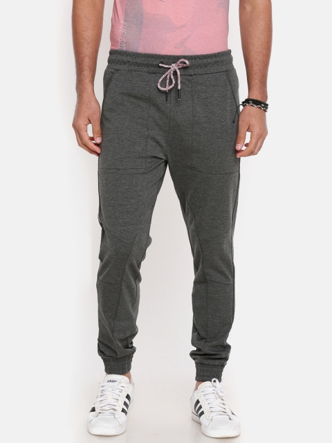 

Breakbounce Men Charcoal Grey Solid Slim Fit Joggers