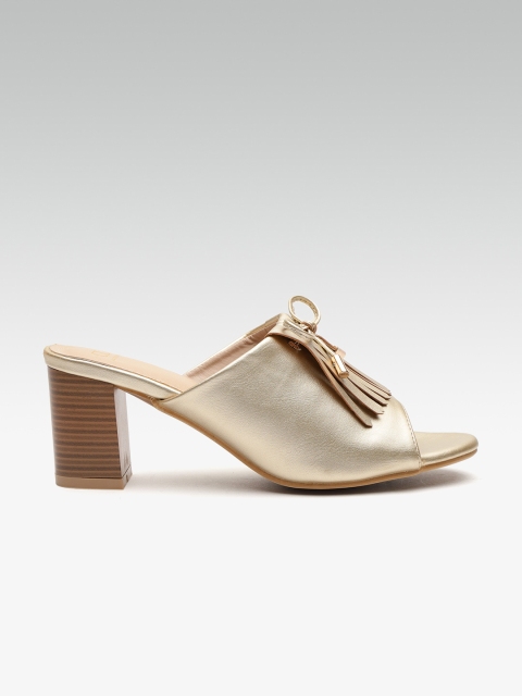 

Carlton London Women Gold-Toned Solid Tasselled Heels