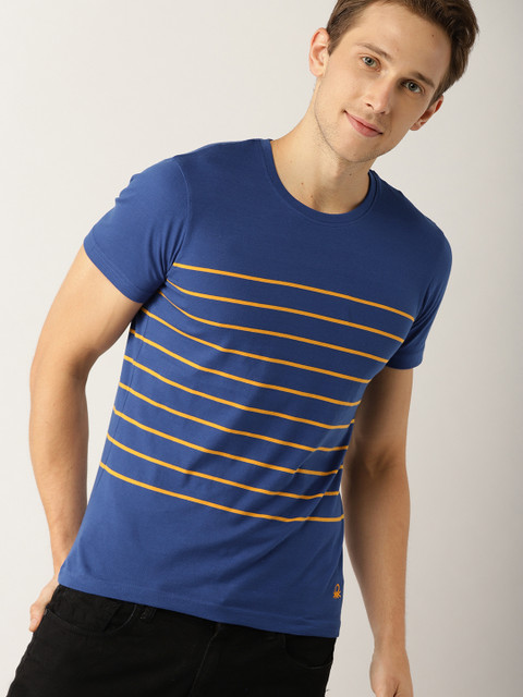 

United Colors of Benetton Men Blue Striped Round Neck T-shirt