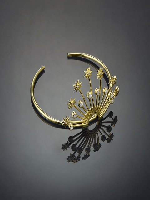 

shaze Gold-Toned Brass Gold-Plated Antique Link Bracelet