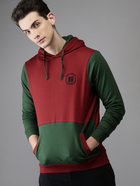 

HERE&NOW Men Red & Green Colourblocked Hooded Sweatshirt