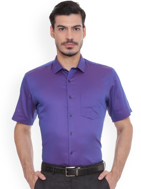 

Van Heusen Men Purple Regular Fit Solid Formal Shirt