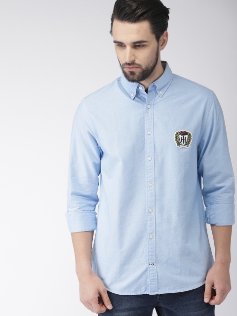 

Tommy Hilfiger Men Blue Regular Fit Solid Casual Shirt