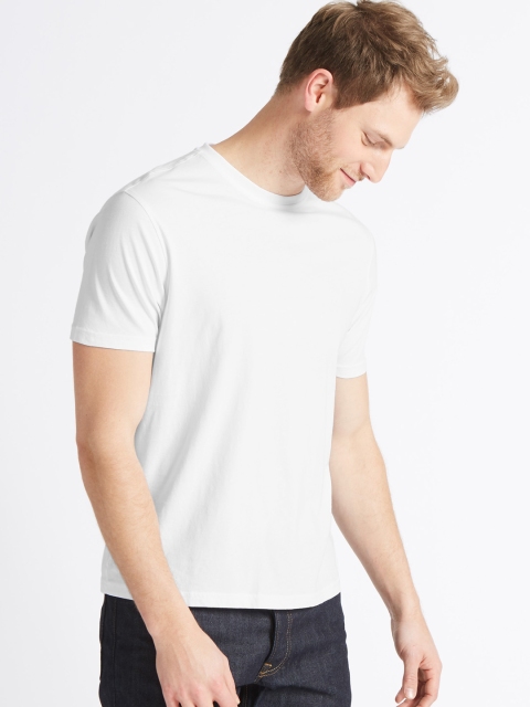 

Marks & Spencer Men White Solid Round Neck T-shirt