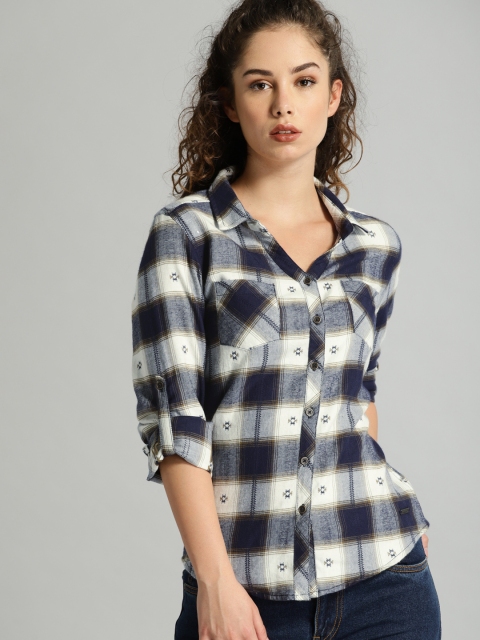 

Roadster Women Navy Blue & Off-White Regular Fit Checked Casual Shirt
