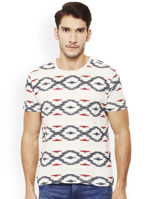 

Allen Solly Men Off-White Printed Round Neck T-shirt