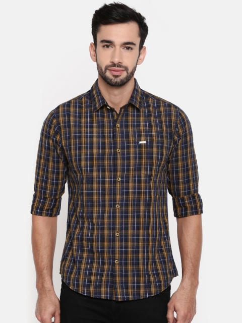 

The Indian Garage Co Men Navy Blue & Khaki Regular Fit Checked Casual Shirt