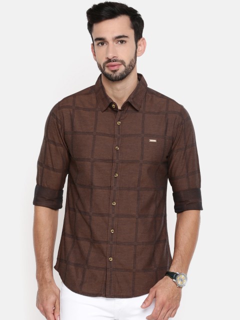 

The Indian Garage Co Men Brown Regular Fit Checked Casual Shirt