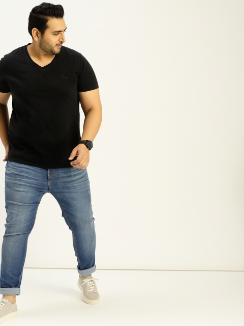 

Sztori Plus Size Men Blue Tapered Fit Mid-Rise Clean Look Stretchable Jeans