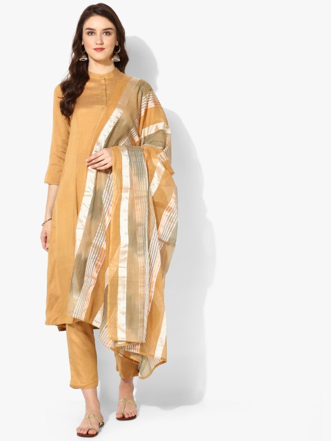 

Mustard Woman A-Line Solid Kurta With Crop Pant & Yarn Dyed Chanderi Dupatta