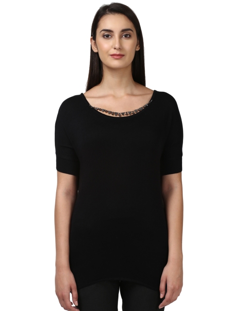 

Park Avenue Woman Black Solid Fitted Top