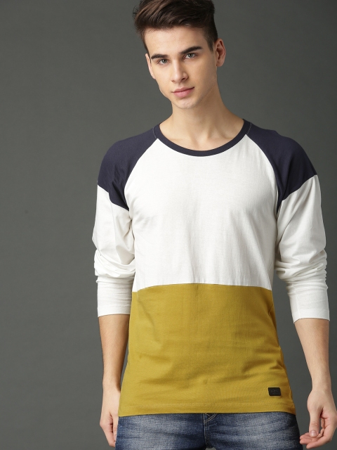 

Roadster Men White & Mustard Yellow Colourblocked Round Neck T-shirt